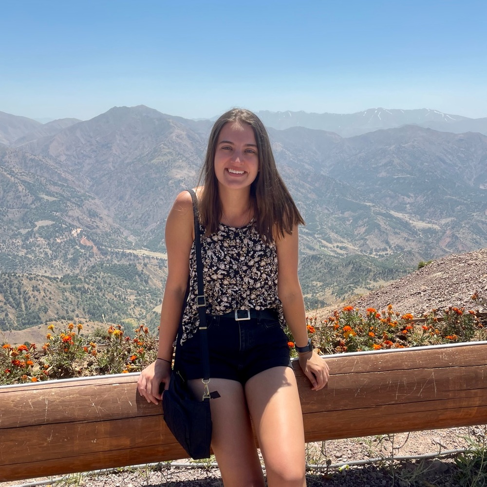 Meet your Posher, Alison